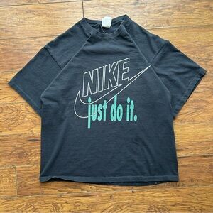 Vintage 80’s Nike Rare Logo Just Do It Single Stitch Made In USA 100% Cotton